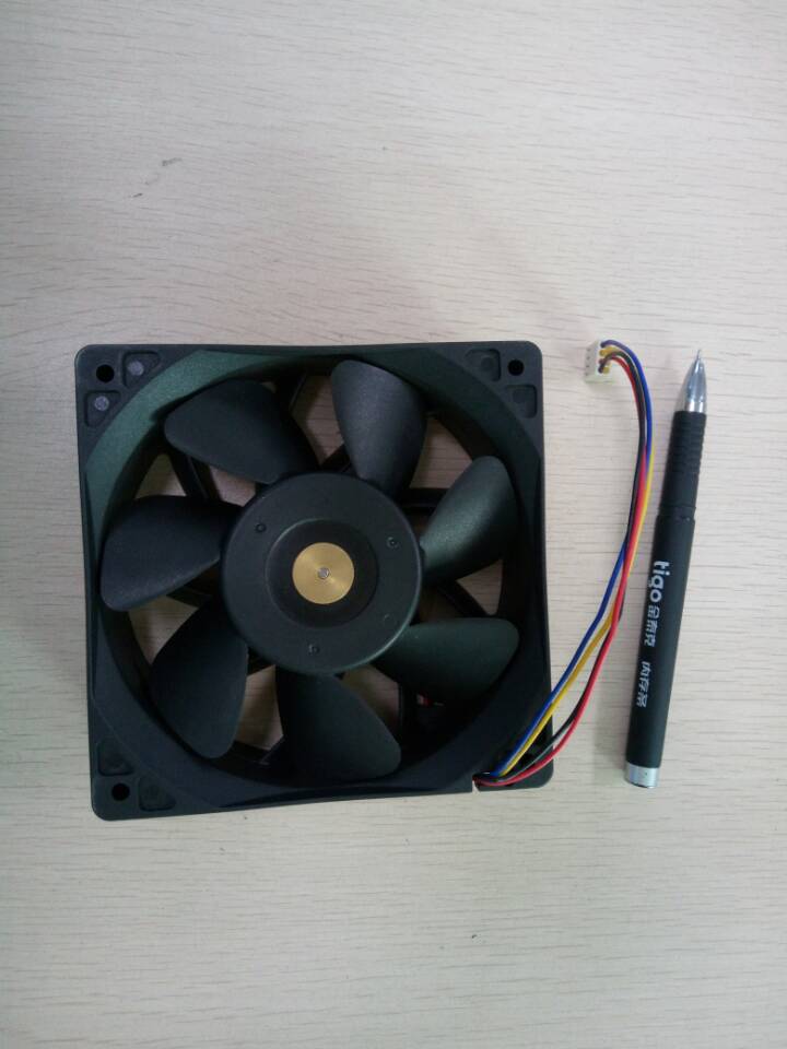 12038服務器散熱風扇 12038服務器散熱風扇